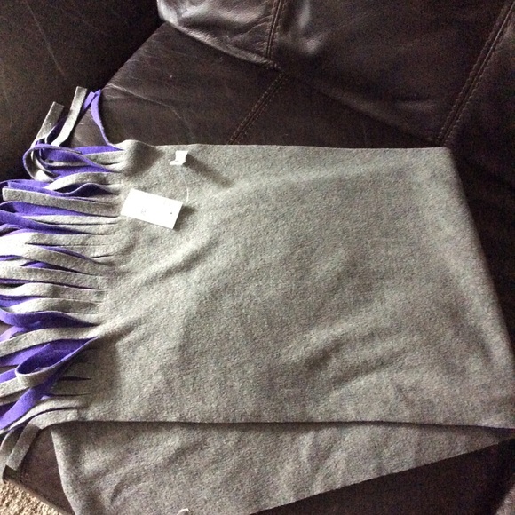 NWT Double Layer Scarf - Picture 3 of 3